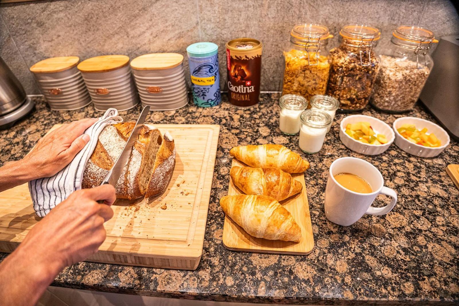 La Bergere Hotel Ayer Ngoại thất bức ảnh